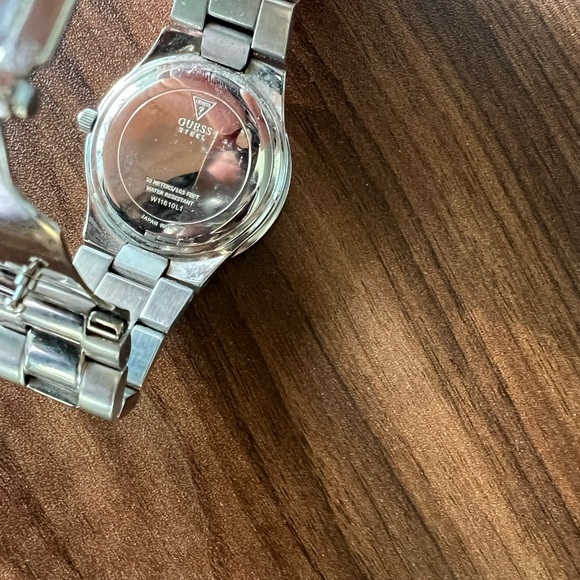 Silver link Guess analogue watch with crystal stone face details - Picture 8 of 8